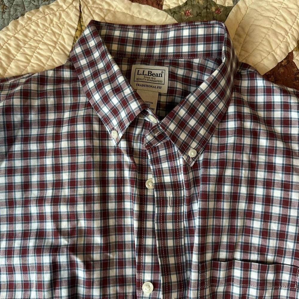 L.L.Bean burgundy & white plaid button-up shirt classic fit granola professional